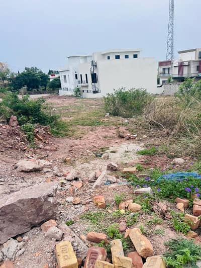 Sale The Ideally Located Residential Plot For An Incredible Price Of Pkr Rs. 22000000