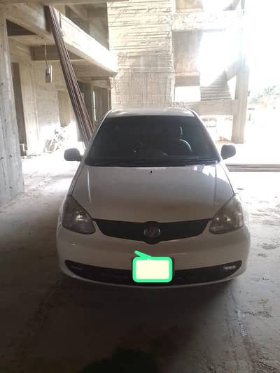 Toyota Platz 2003 / 2007