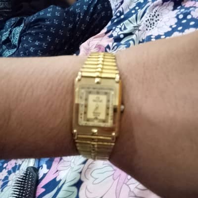 SWISTAR 22K GOLD WATCH