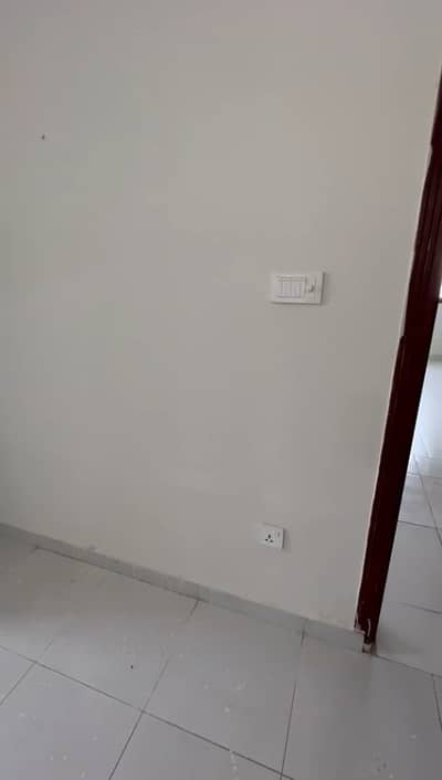 2 Bed Non-Furnished Apartment Available For Rent.