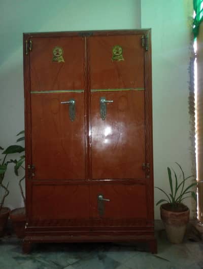 Sony Wardrobe metal structure