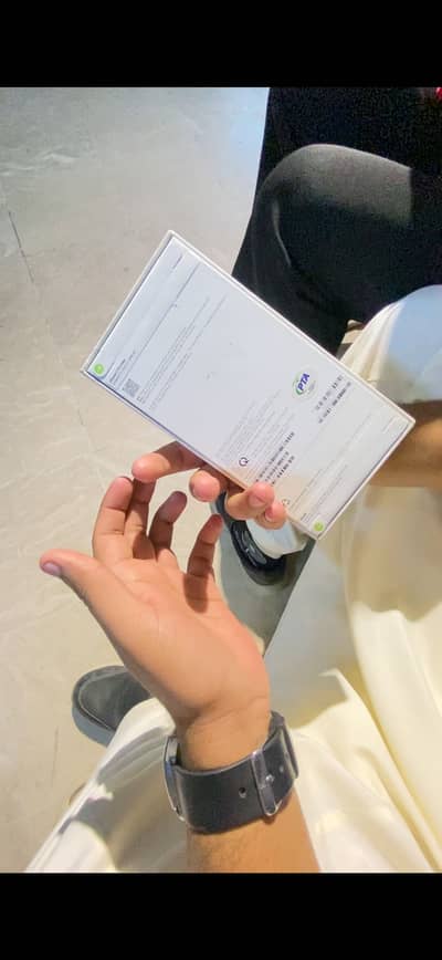Iphone 17 pro max pta aproved 256 gb 2 year wrnty