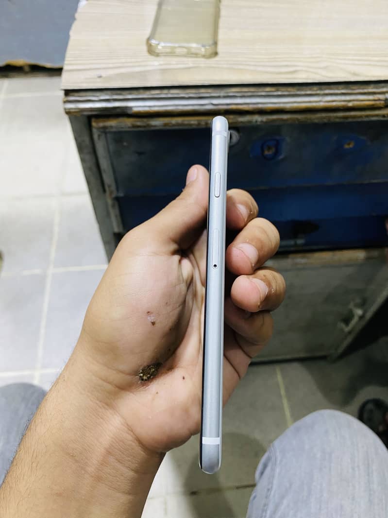 Apple iPhone SE 2