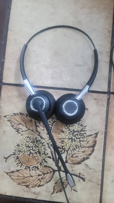Jabra Biz 2400 II Duo Headset with Jabra Link 860 Adapter