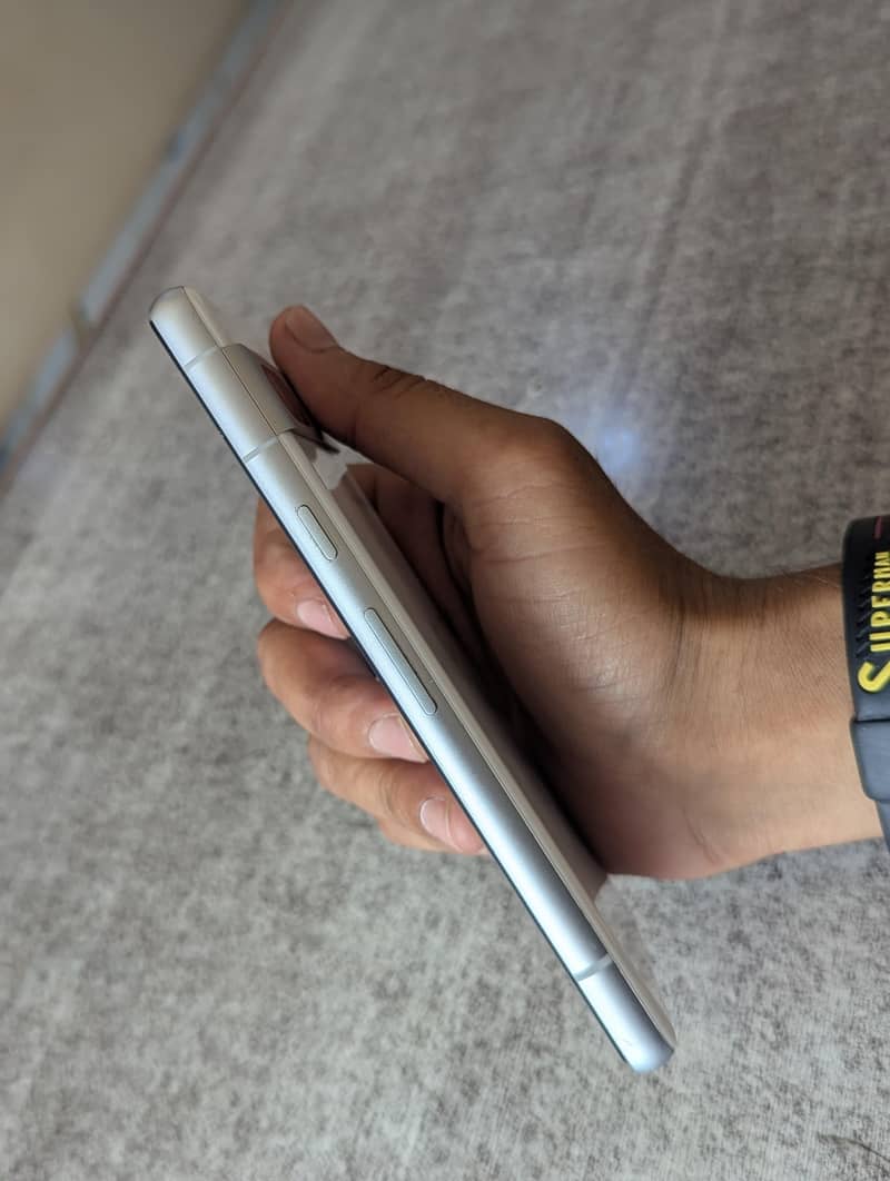 Google Pixel 7a 3