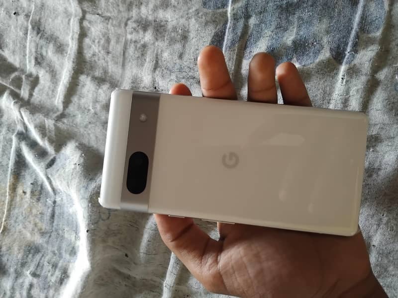 Google Pixel 7a 2
