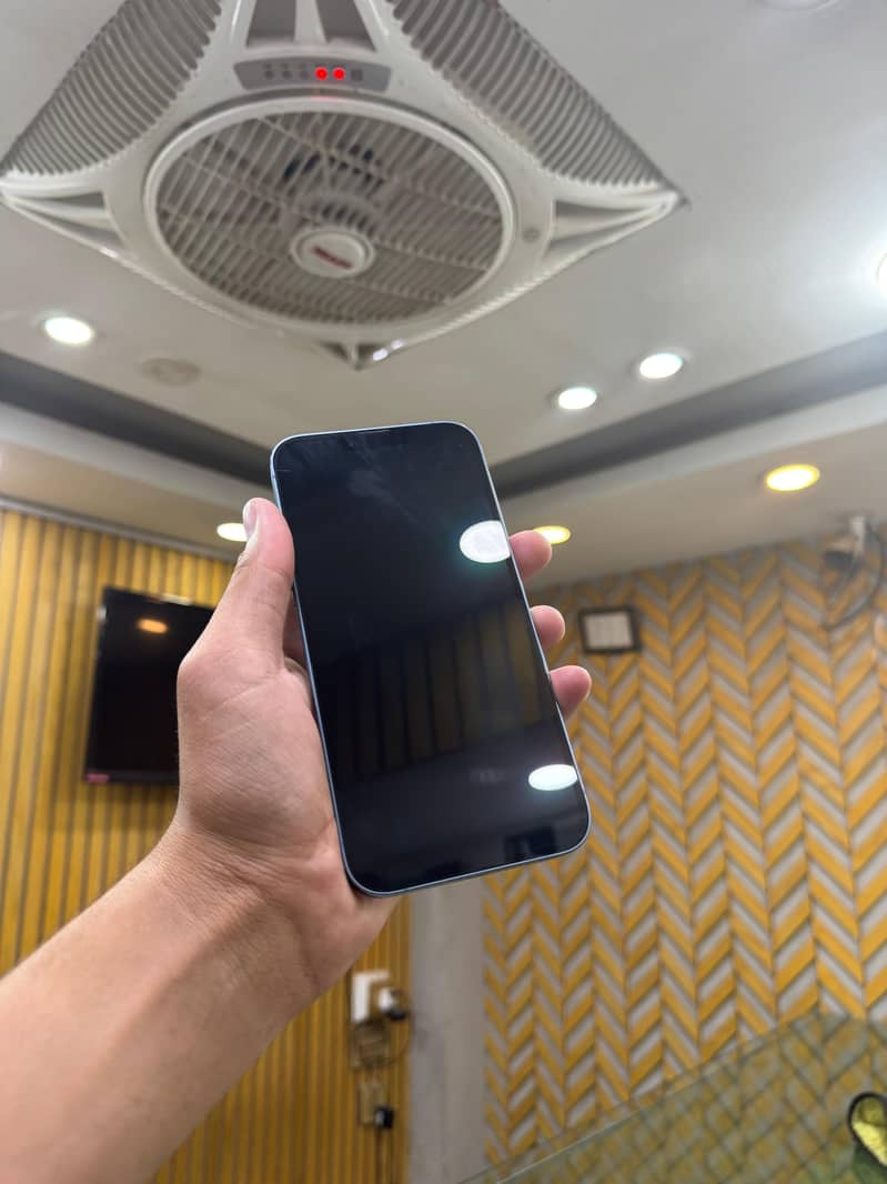 Apple iPhone 14 plus 4