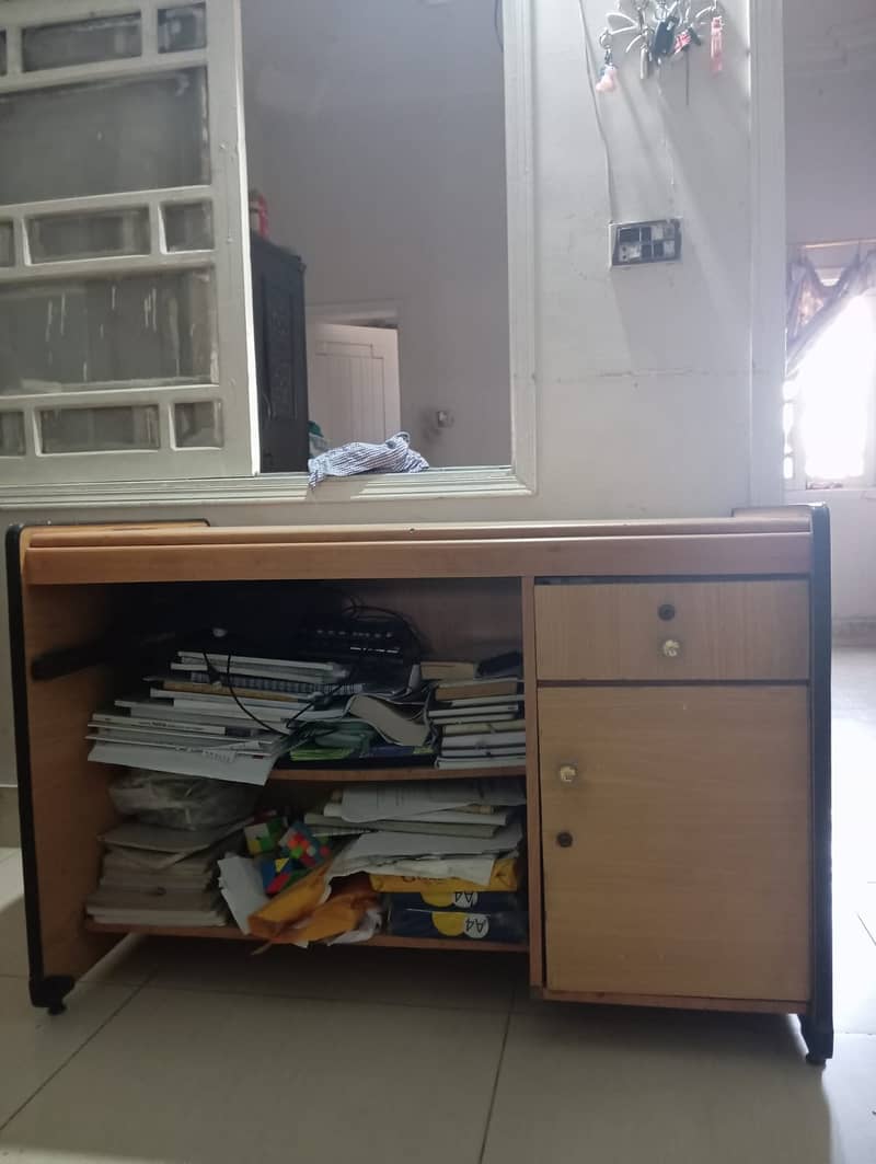 Two Kids study table/ computer table/ writing table 1