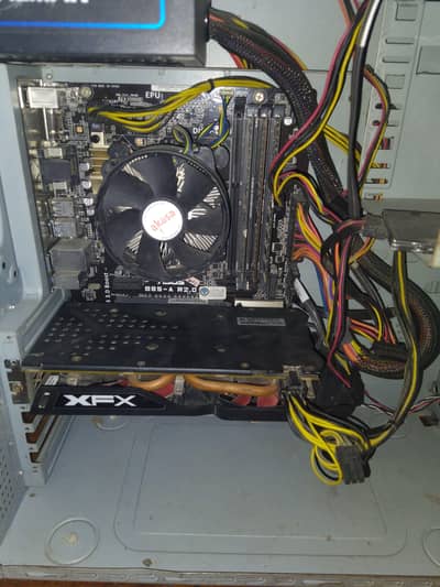 Core i7 4th gen 4790 for cheap with gpu