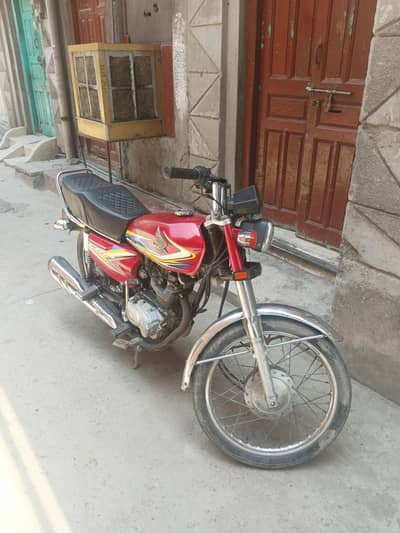 Total Genuine Honda 125 urgent for sale