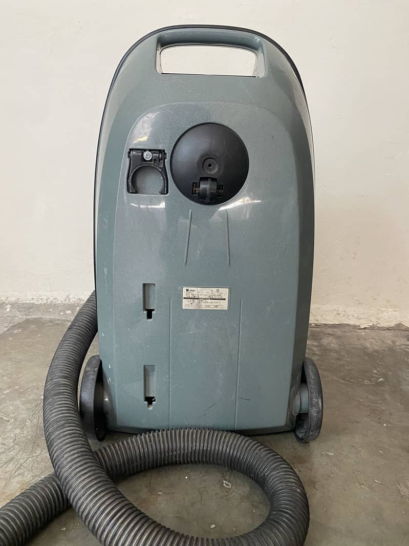 Vacuum Cleaner 0