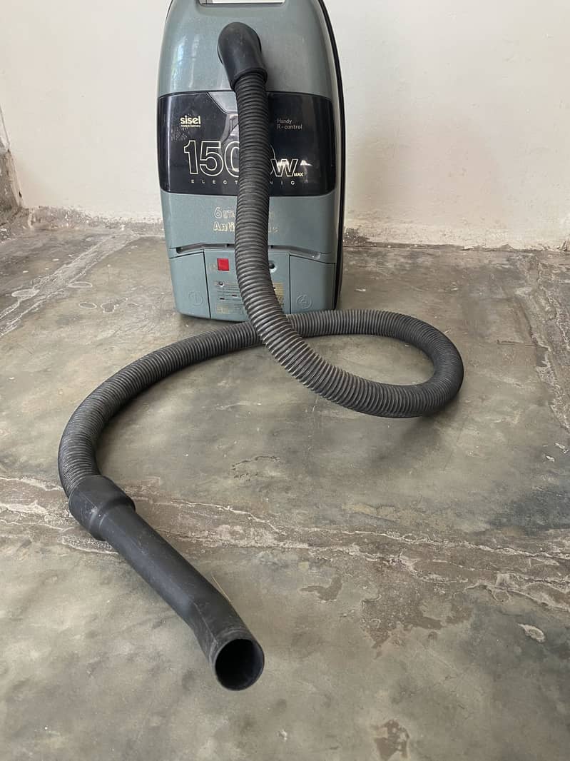 Vacuum Cleaner 1