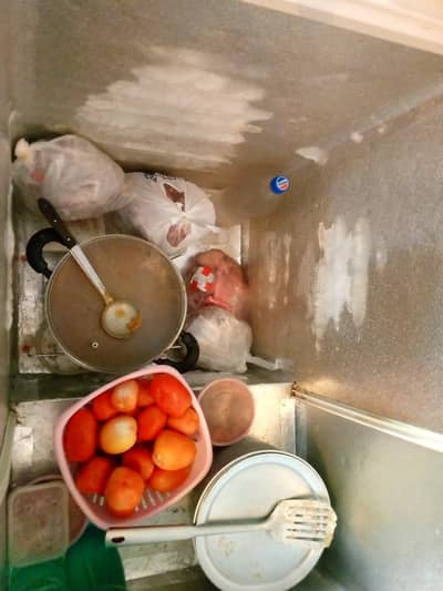 i. am sale my Dawlance d freezer