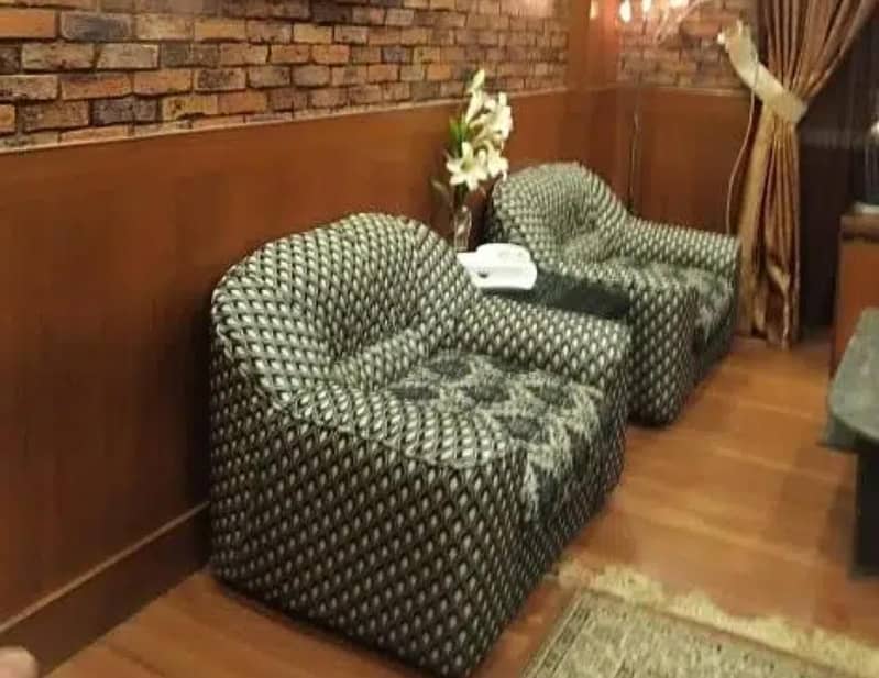 Single Sofa (04) 0
