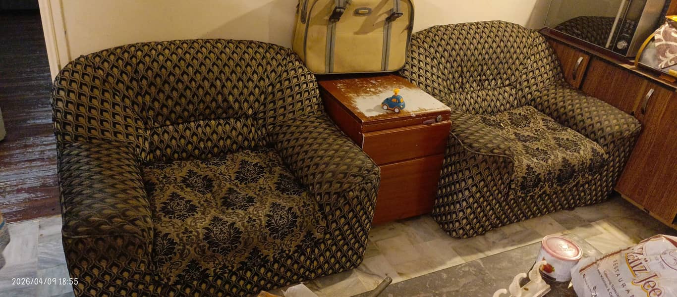Single Sofa (04) 1