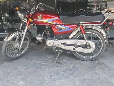 CD70  motorcycle for Urgent sale