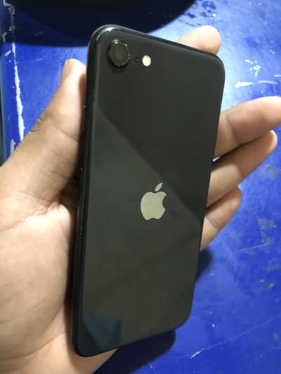 Apple iPhone SE