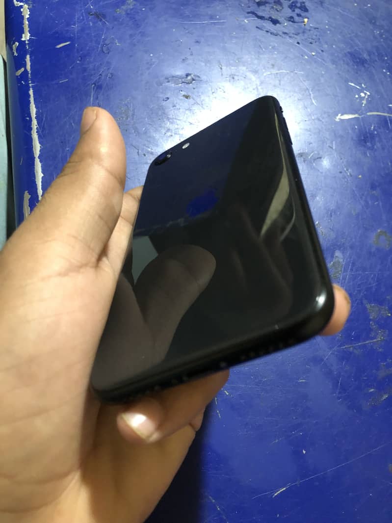 Apple iPhone SE 3