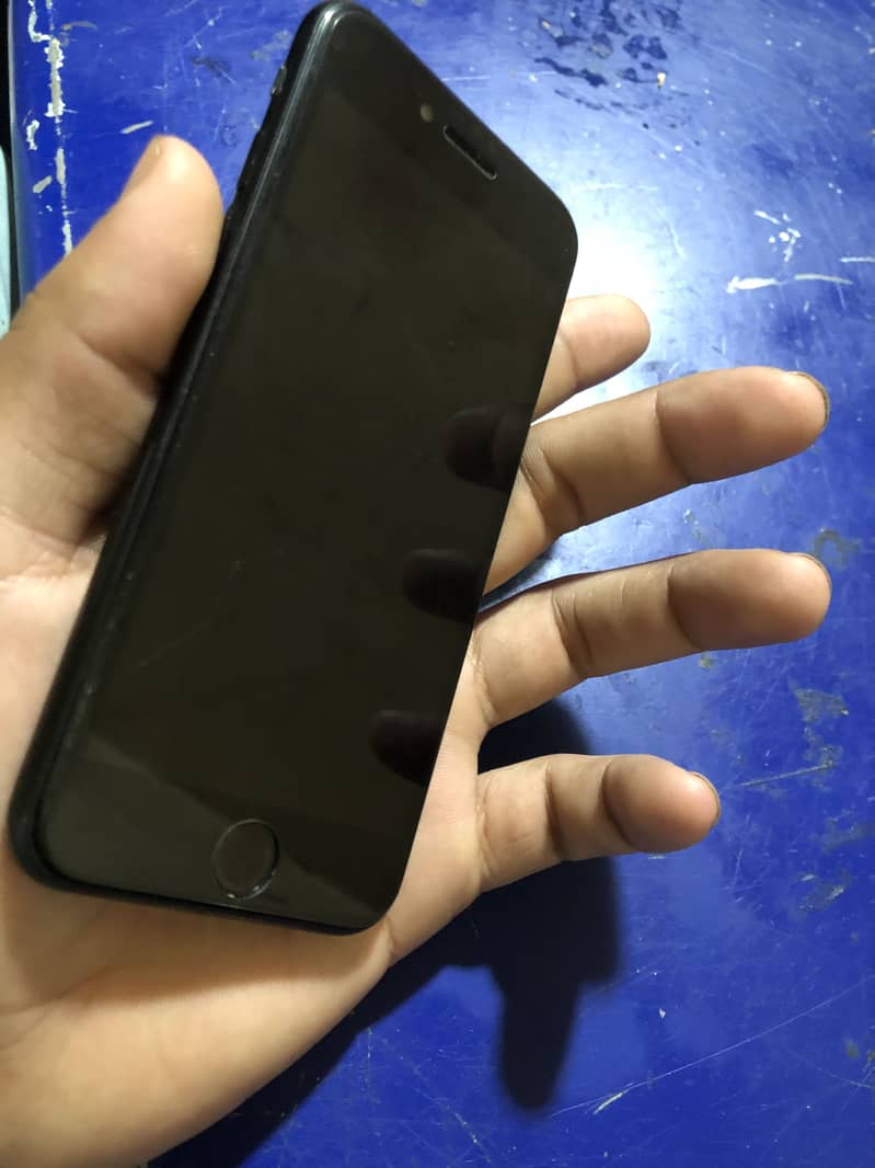 Apple iPhone SE 4