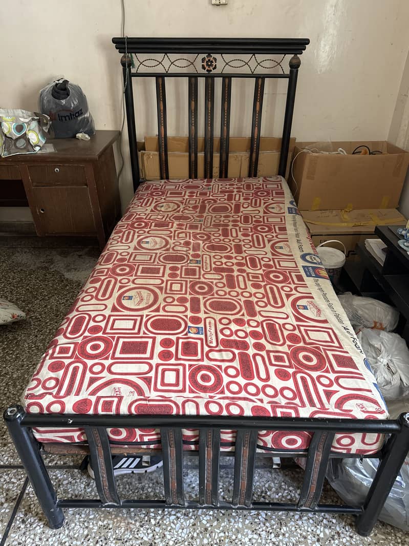 Single Bed 0