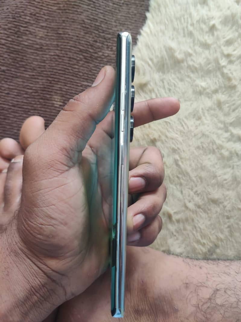 Tecno CAMON 40 Pro 1