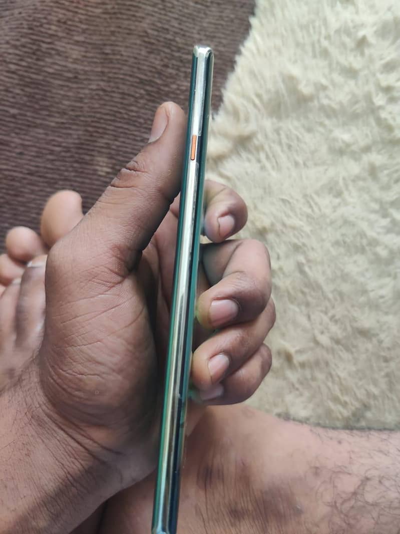 Tecno CAMON 40 Pro 2