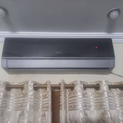 GREE 1.5 non inverter for sale
