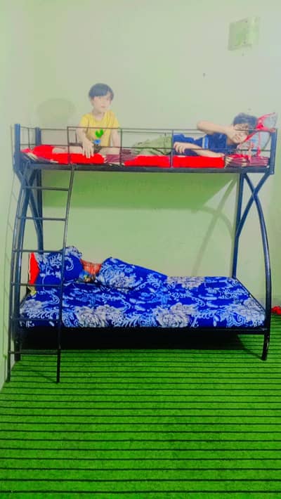 Bunk bed
