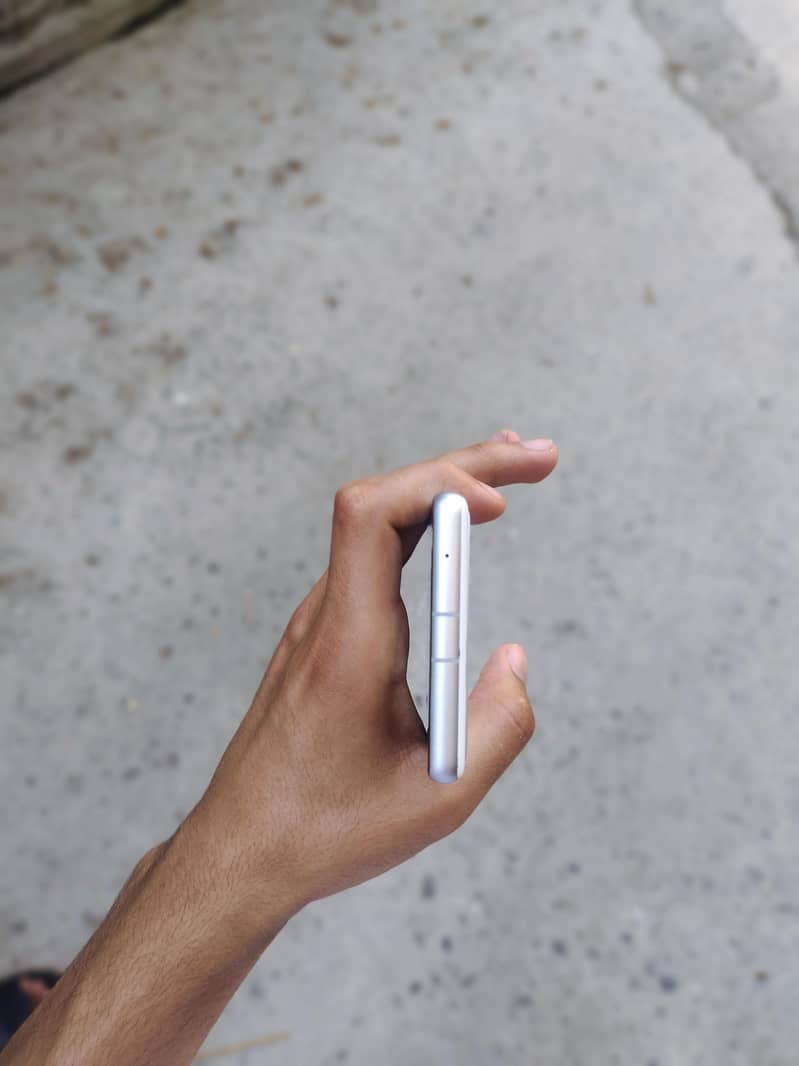 Google Pixel 7a 1
