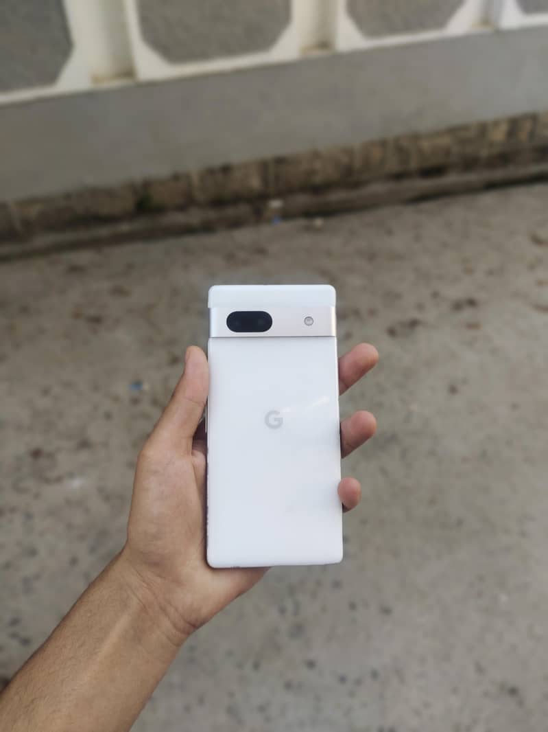 Google Pixel 7a 5