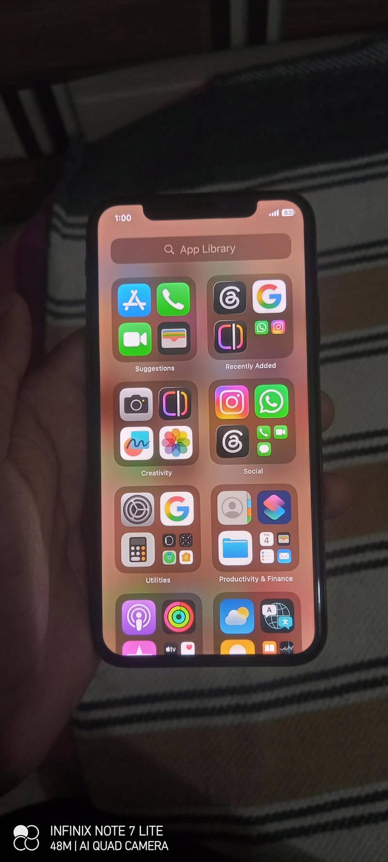 Apple iPhone X 3