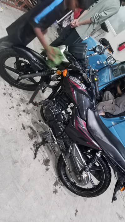 Have to do an urgent sale suzuki GR 150