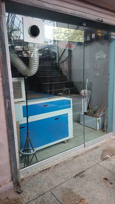 glass front 12mm glass with door complete