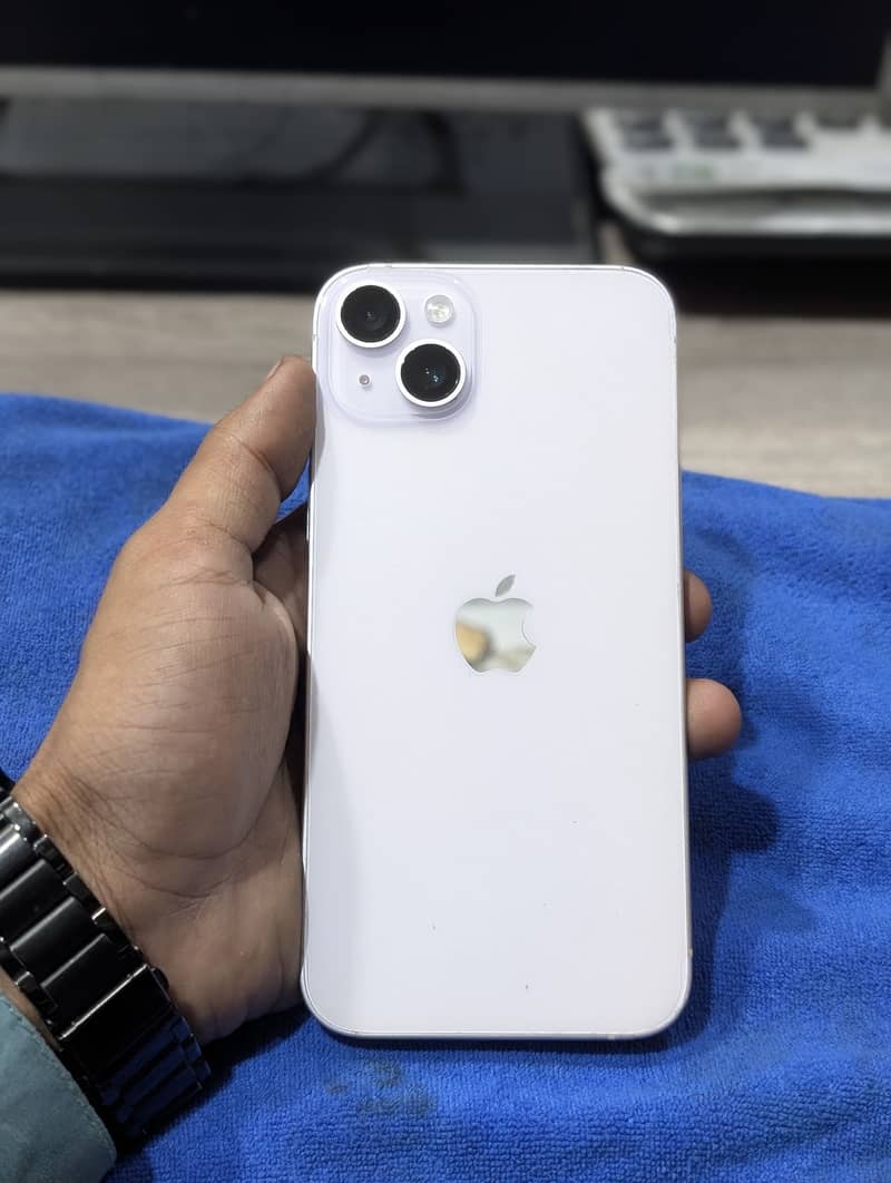 Apple iPhone 14 plus 0