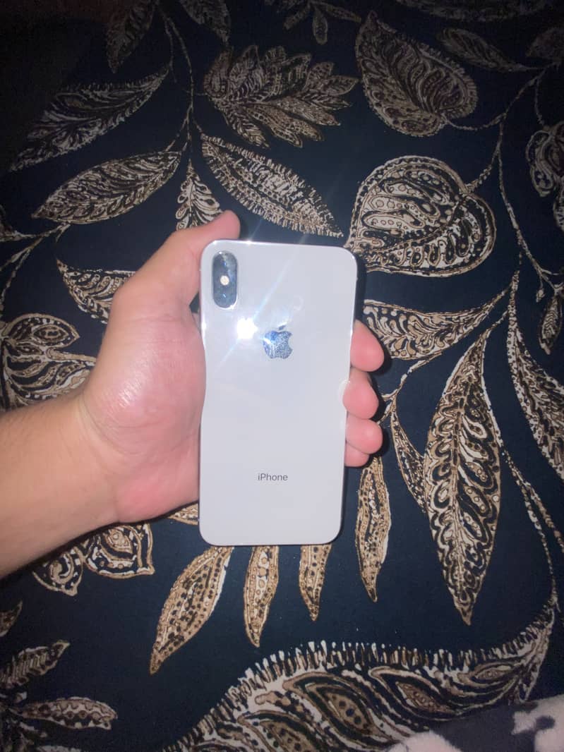 Apple iPhone X 0