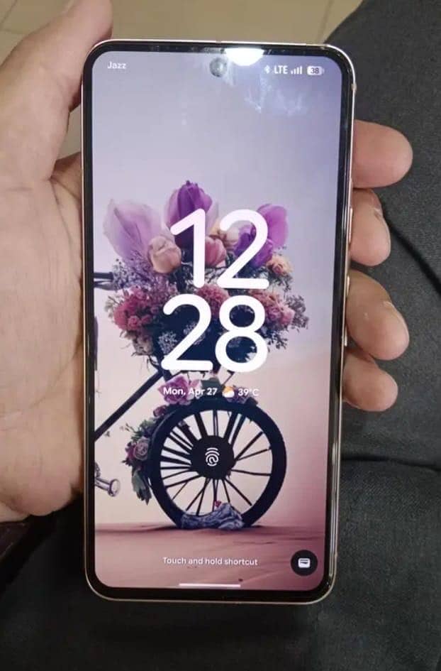 Google Pixel 8 2