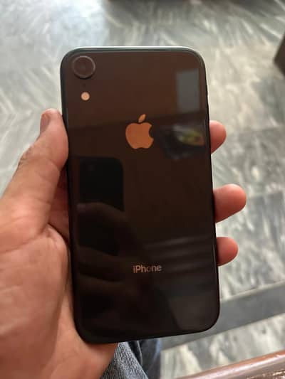 Apple iPhone XR