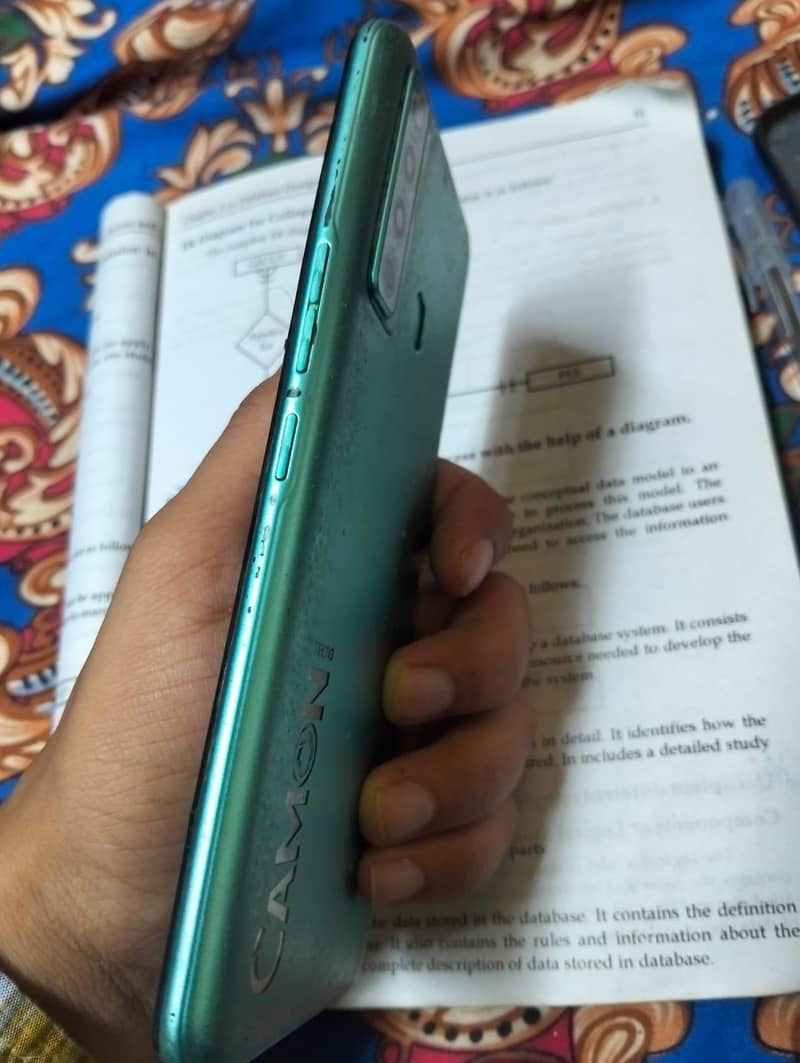Tecno Camon 17 1