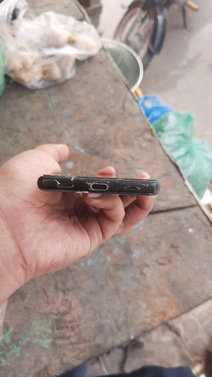 Google Pixel 6a 4