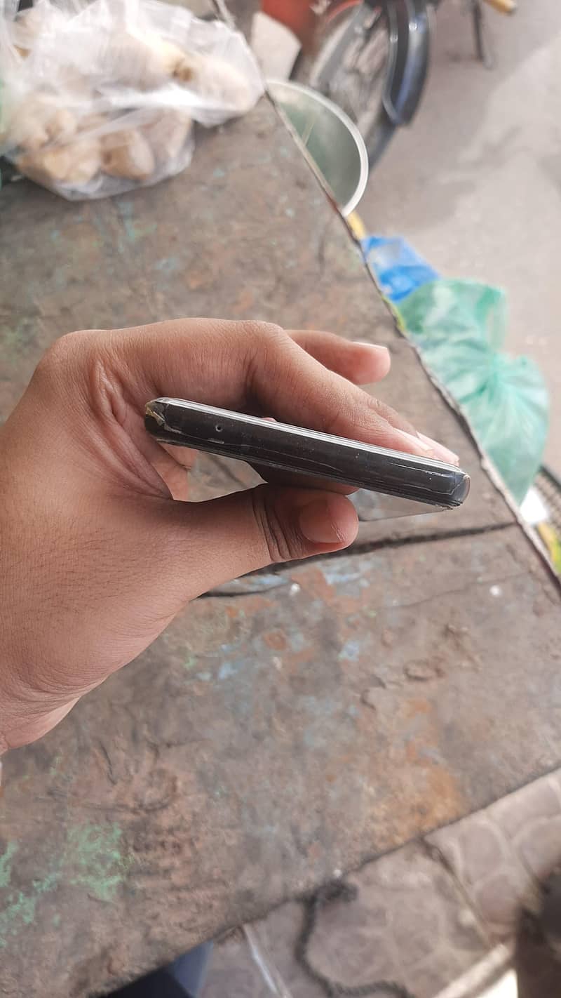 Google Pixel 6a 5
