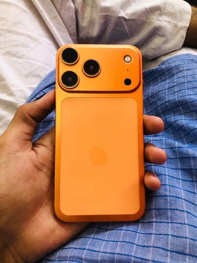 Apple iPhone XR convert 17 pro
