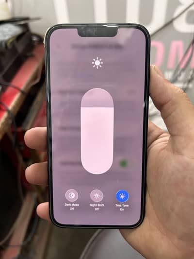 Apple iPhone 14