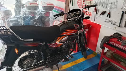 Honda prider