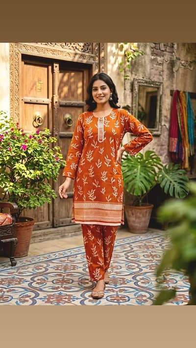 Orange Printed Cotton Lawn 2-Piece Suit for Women Medium/ woman cloth
