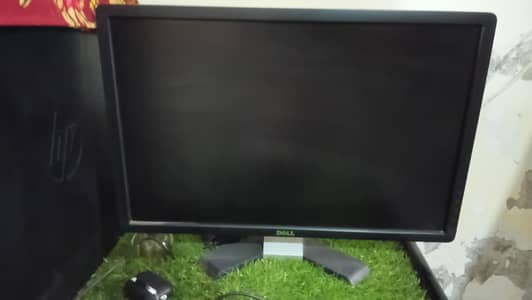 DELL 22 INCH 1080P LCD