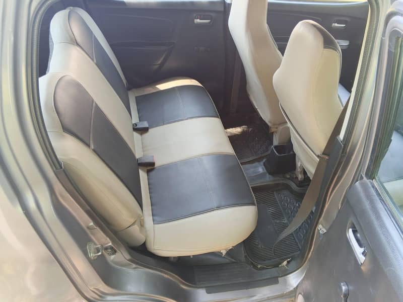 Wagon R 12