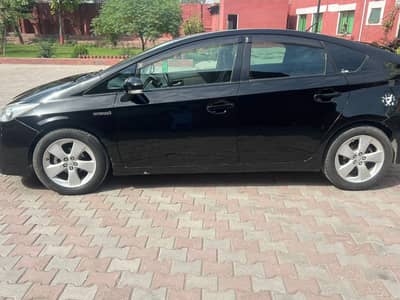 Toyota Prius S 1.8 2011 | Toyota Prius 2011 For Sale