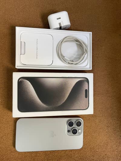 iPhone 15 pro max Factory Unlocked Non pta| dual sim 10/10 condition