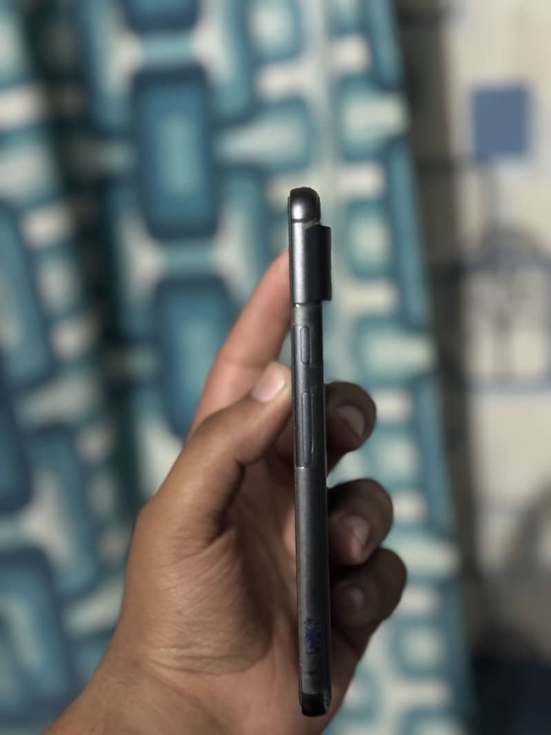 Google Pixel 8 3