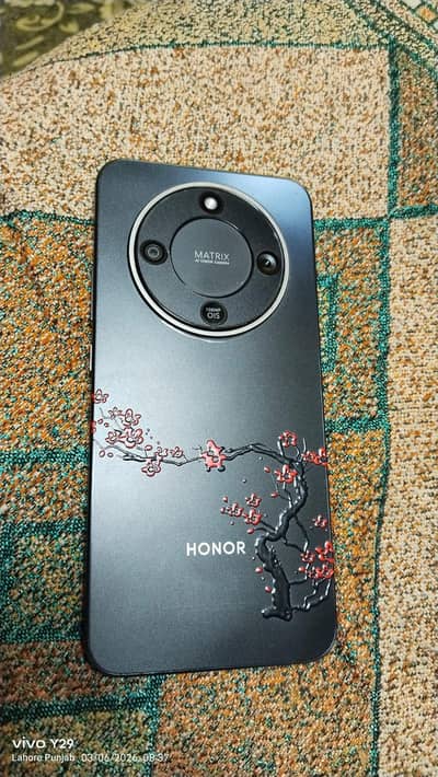 Honor X9d 5g 12gb 256gb 11 months warranty 8300 mah battery 10 by 10